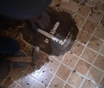 定西卫生间漏水维修公司为您分享下卫生间渗水如何处理及注意事项